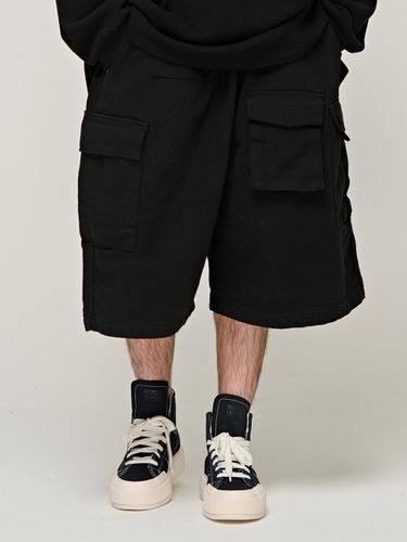 CB MULTI CARGO SHORTS (BLACK) - CARGOBROS - Modalova