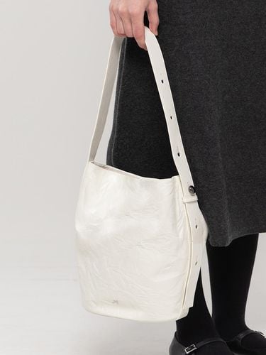 BELLA leather shoulder bag_White - JMARK New York - Modalova