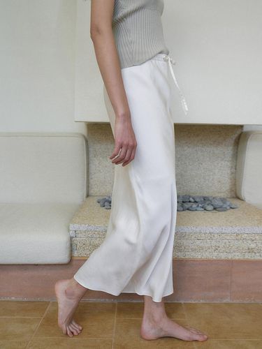 Viscose Mermaid Long Skirt[LMBDSUSK407]-Off White - Lamerei - Modalova