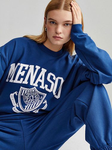 UNISEX CLASSIC EMBLEM SWEATSHIRT [5COLOR] - MENASOO - Modalova