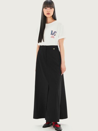 Emblem Point Long Skirt_LFKAA24140BKX - LUCKY CHOUETTE - Modalova