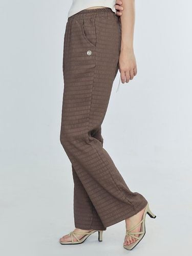 LINKLE BANDING PANTS - BROWN - ADORE BELLE - Modalova