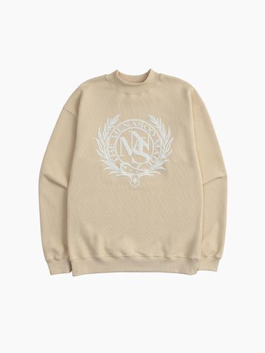 UNISEX HERITAGE EMBLEM MOCK-NECK SWEATSHIRT - MENASOO - Modalova