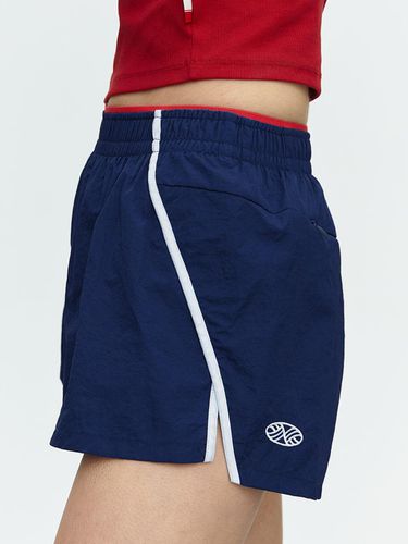 RUNNING TRACK NYLON SHORTS_NAVY - MENASOO - Modalova