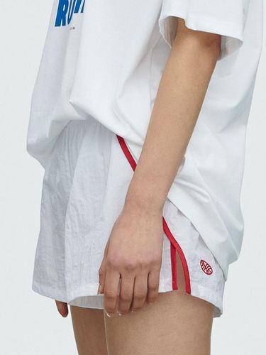 RUNNING TRACK NYLON SHORTS_White - MENASOO - Modalova