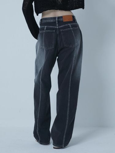 VINTAGE BACK POINT WIDE DENIM PANTS - MORELIKEIT - Modalova