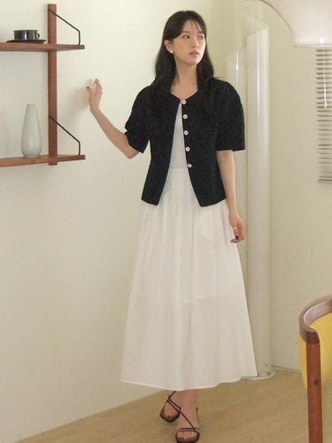 Tuck pleats long skirt - White - BEMUSE MANSION - Modalova