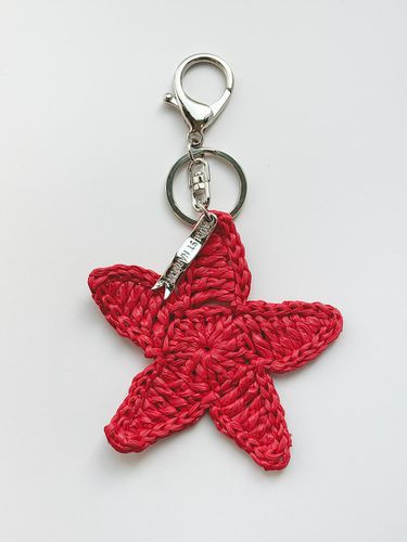 Crochet Starfish Keyring - August Harmony - Modalova