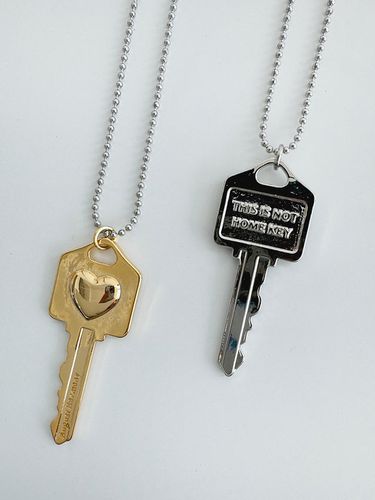 This is not home key Long Necklace / 2color - August Harmony - Modalova