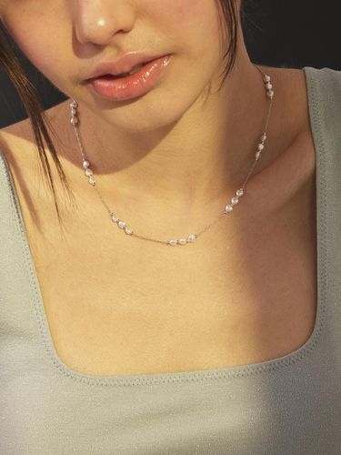 Triple Heart Pearl Necklace ENJ24NW008 - eenie beenie - Modalova