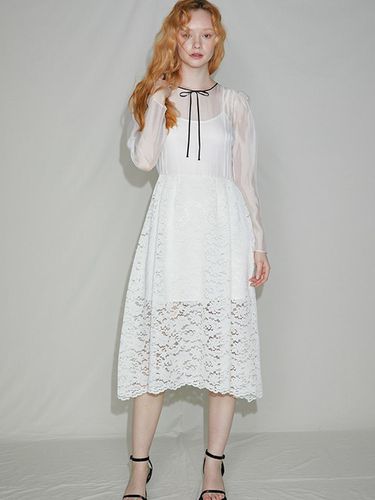 Pintuck Lace Oganza Dress_White - SORRY TOO MUCH LOVE - Modalova