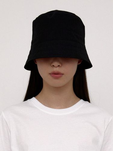 Cotton Bucket Hat (Black) - 38comeoncommon - Modalova