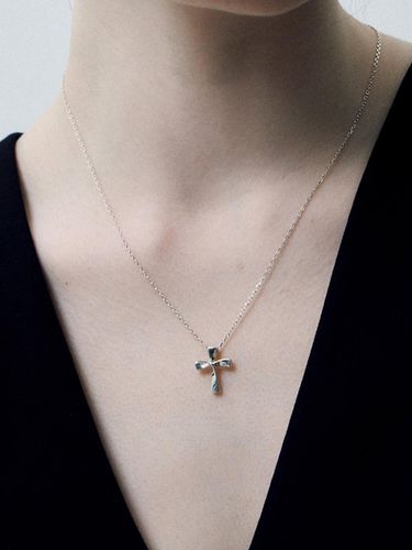 Bold Cross Necklace - byweekend - Modalova