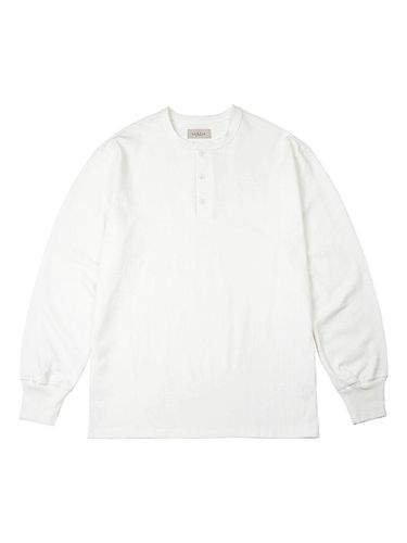 Utility Henley Neck Long Sleeve Top_White - SORTIE - Modalova