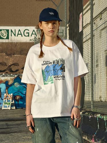 New York Skate Balloon Short-Sleeve Tee 3 Colors W - Fluke - Modalova