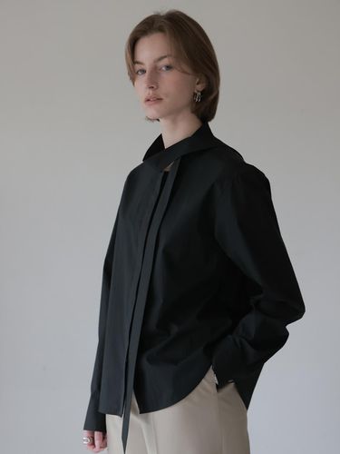 Classic Tie Blouse - Black - NOMINATE - Modalova