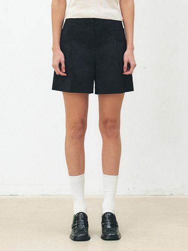 TFS Divided Short Pants - MOHAN - Modalova