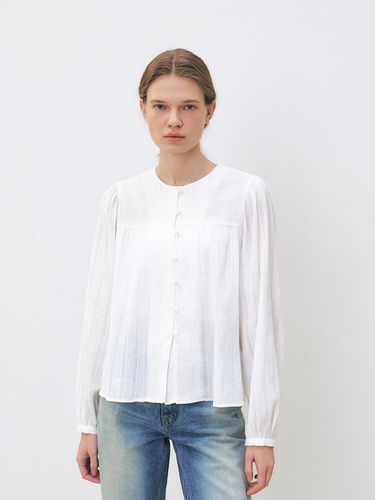 TFS Shirring Round Neck Blouse - MOHAN - Modalova