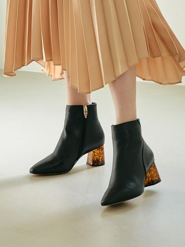 Leo Boots - Jinny Kim - Modalova