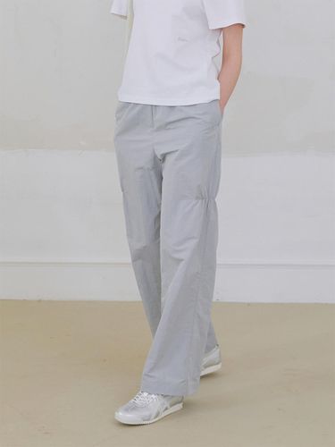 Shirred Nylon Straight Pants_Grey - poev - Modalova