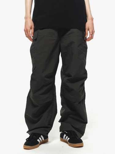 Half Slit Open Knee Cargo Pants _ - CPGN - Modalova