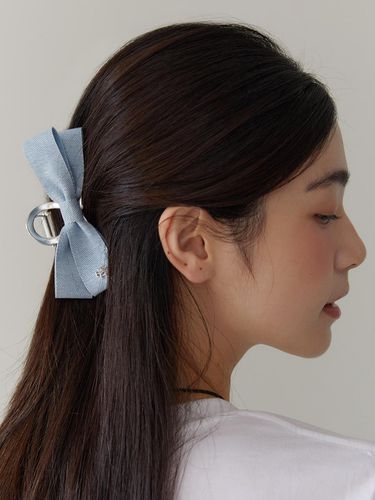 Denim Ribbon Hair Claw Clip - TATIANA - Modalova