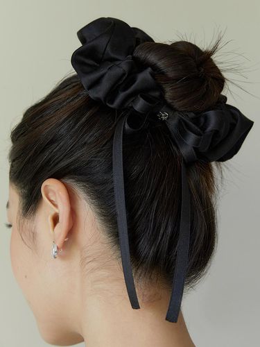 Ribbon Bouquet Scrunchie - TATIANA - Modalova