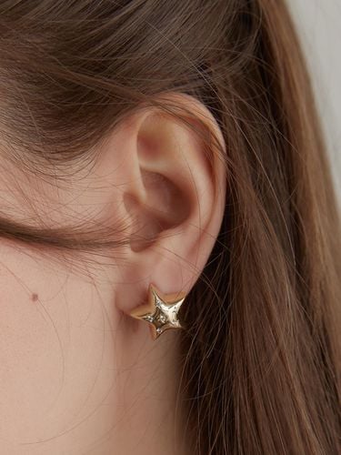 Twinkle Star Earring - TATIANA - Modalova