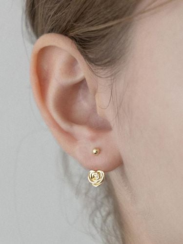 Rose Flower Heart Earjacket Earring - TATIANA - Modalova