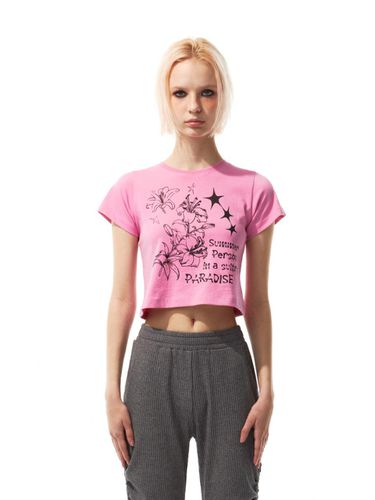 Lily Drawing Cropped T-Shirt (Pink) - THREE TO EIGHTY - Modalova