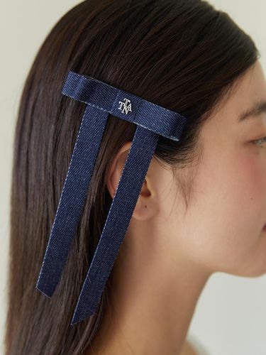 Denim Ribbon Tie Hairpin - TATIANA - Modalova