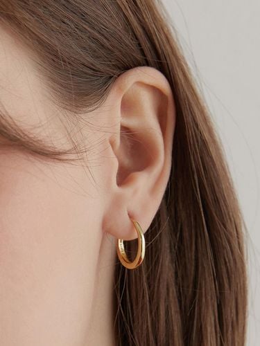 Shine Hoop Earring - TATIANA - Modalova