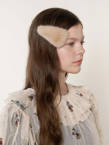 Iconic Hair Clip - Brown Hat - Modalova