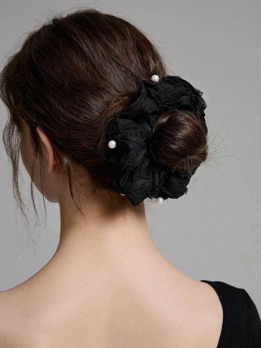 Lace Pearl Scrunchie - Jean Paul Clarisse - Modalova