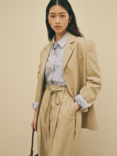 Belted Jacket _ Beige - OWN FEATURE COLOUR.OFC - Modalova