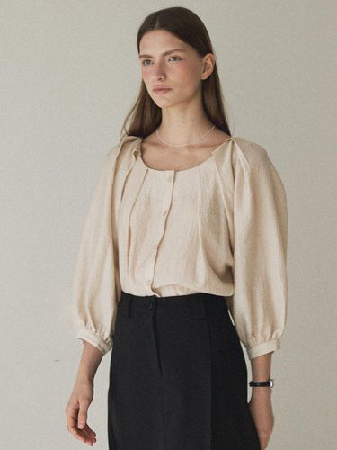 Balloon Flared Blouse - Beige - AUBARD - Modalova