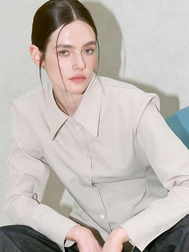 Structured Twill Shirt_Beige - ouie - Modalova