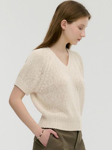 V-neck Puff Short Sleeve Knit Top - MONGDOL - Modalova