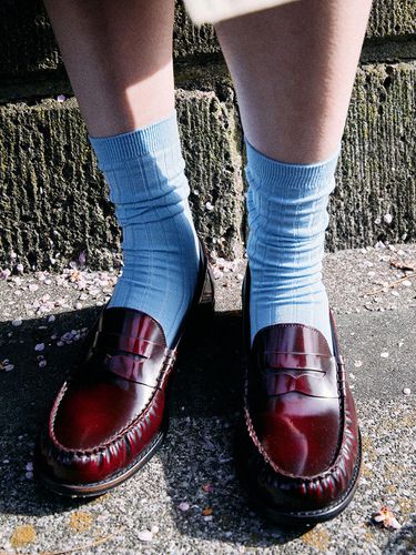 Classic Loose Silket Socks - hehr - Modalova