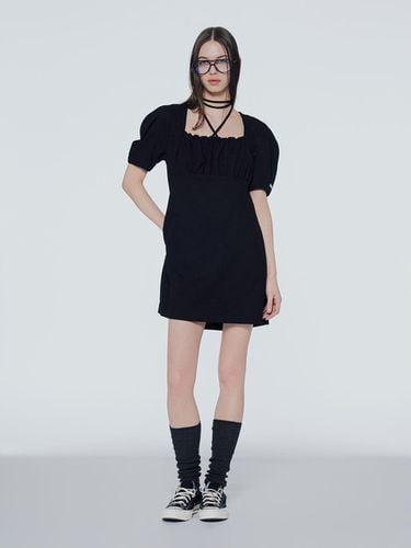 Strap Square Neck Mini Dress - INSTANTFUNK - Modalova