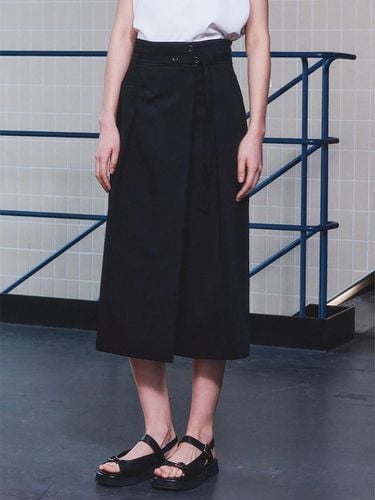 Belted Long Skirt (KE4327M025) - kuho plus - Modalova