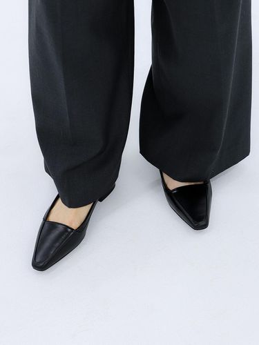 Moe Back Open Flat Shoes_Black - MOL:pin - Modalova