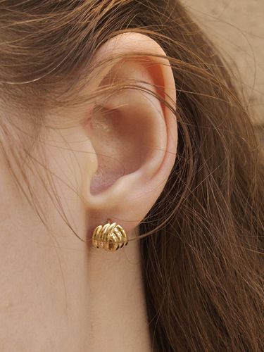 Organic Patterned Earring, Tanya - Ssecondo - Modalova