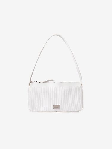 Basic Shoulder Bag - BASIKA - Modalova