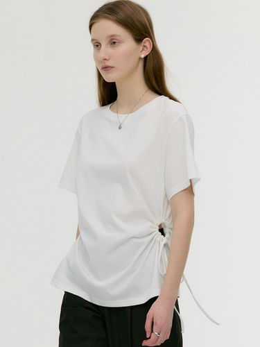 Cutout String Short Sleeve T-shirt () - MONGDOL - Modalova