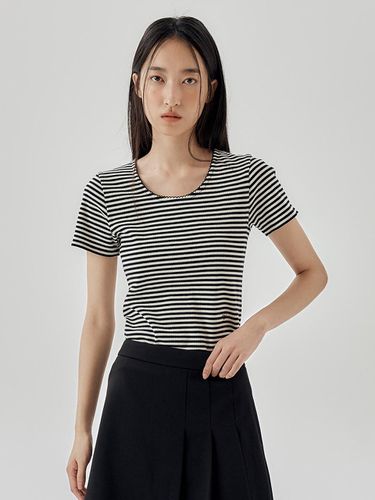 Scoop Neck Stripe T-Shirt - FRRW - Modalova