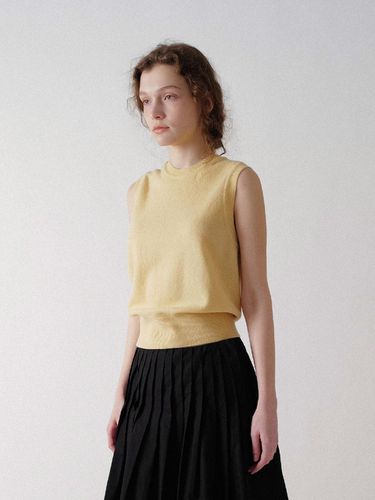 Emitt U-Neck Wool Slipover_Yellow - NOTHING WRITTEN - Modalova