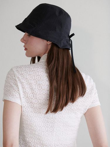 Ribbon Strap Bucket Hat_Black - RAIVE - Modalova