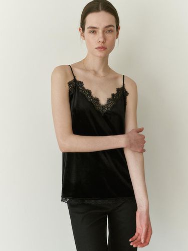 Sleeveless Velvet Top _ Black - Souri no Rosie - Modalova