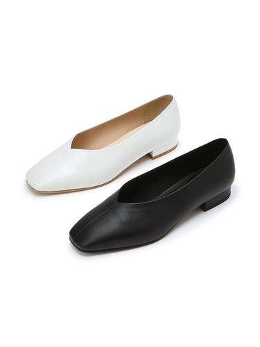 Square Toe Flat Shoes - JILL BY JILLSTUART - Modalova